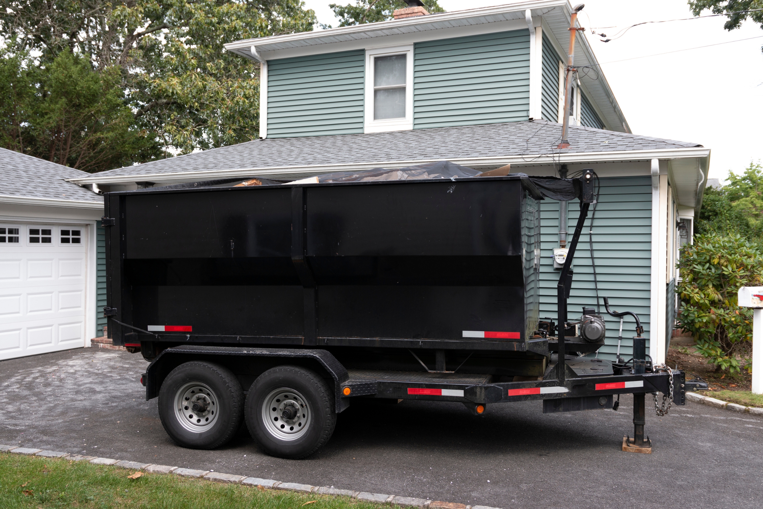 Trash Remover Services -- Is It Worthwhile The Money