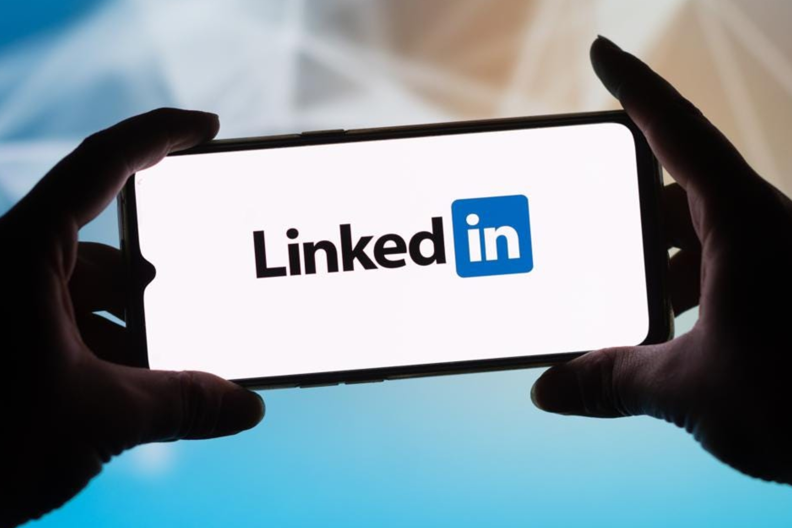 How to Use LinkedIn to Your Advantage