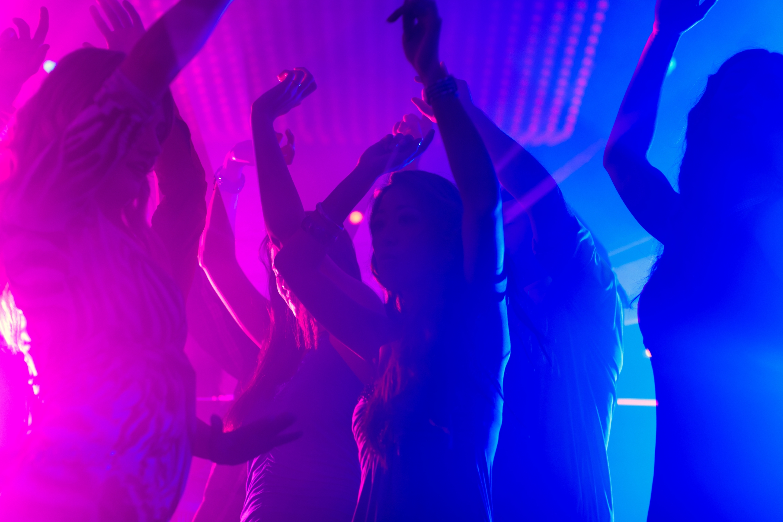 강남 풀살롱 강남 호스티스 바